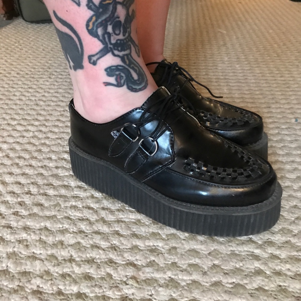 Black T.U.K creepers - size 9W